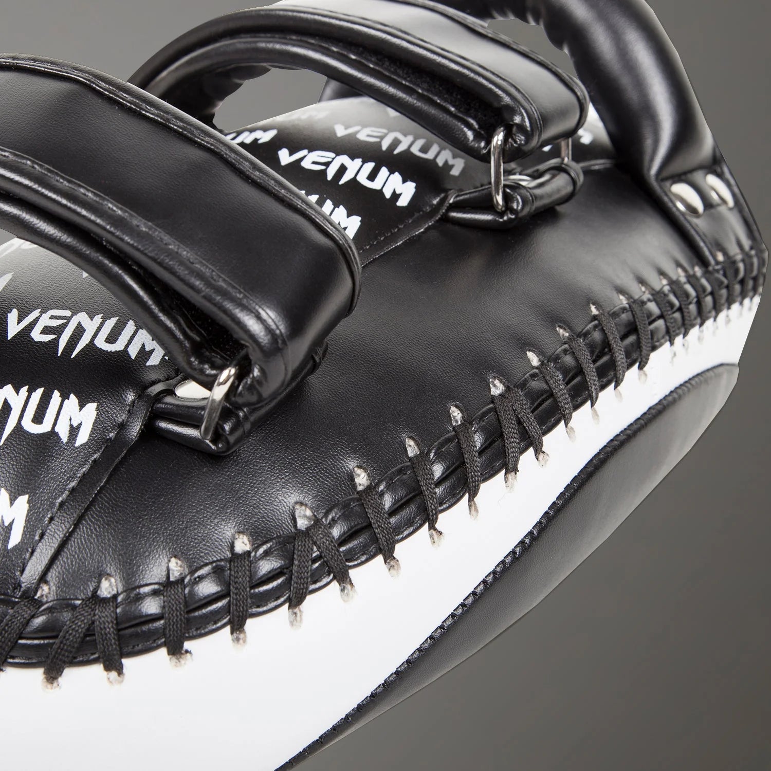 VENUM Light sparkepute Skintex