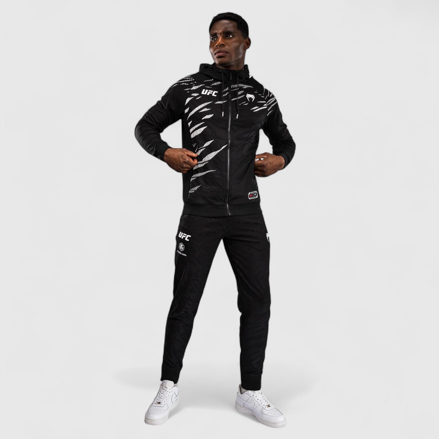 VENUM Fusion Autentisk Fight night treningsbukse Svart og hvit - CombatStore.no