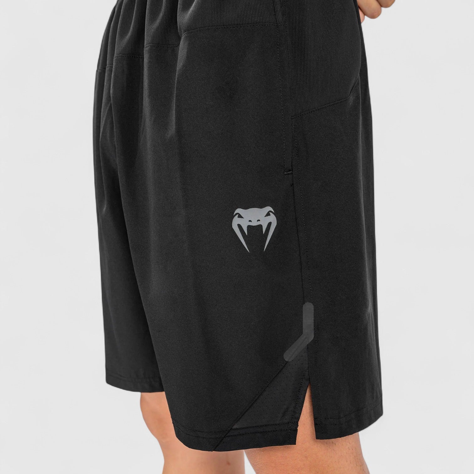 VENUM G - Fit AIR treningsshorts - CombatStore.no