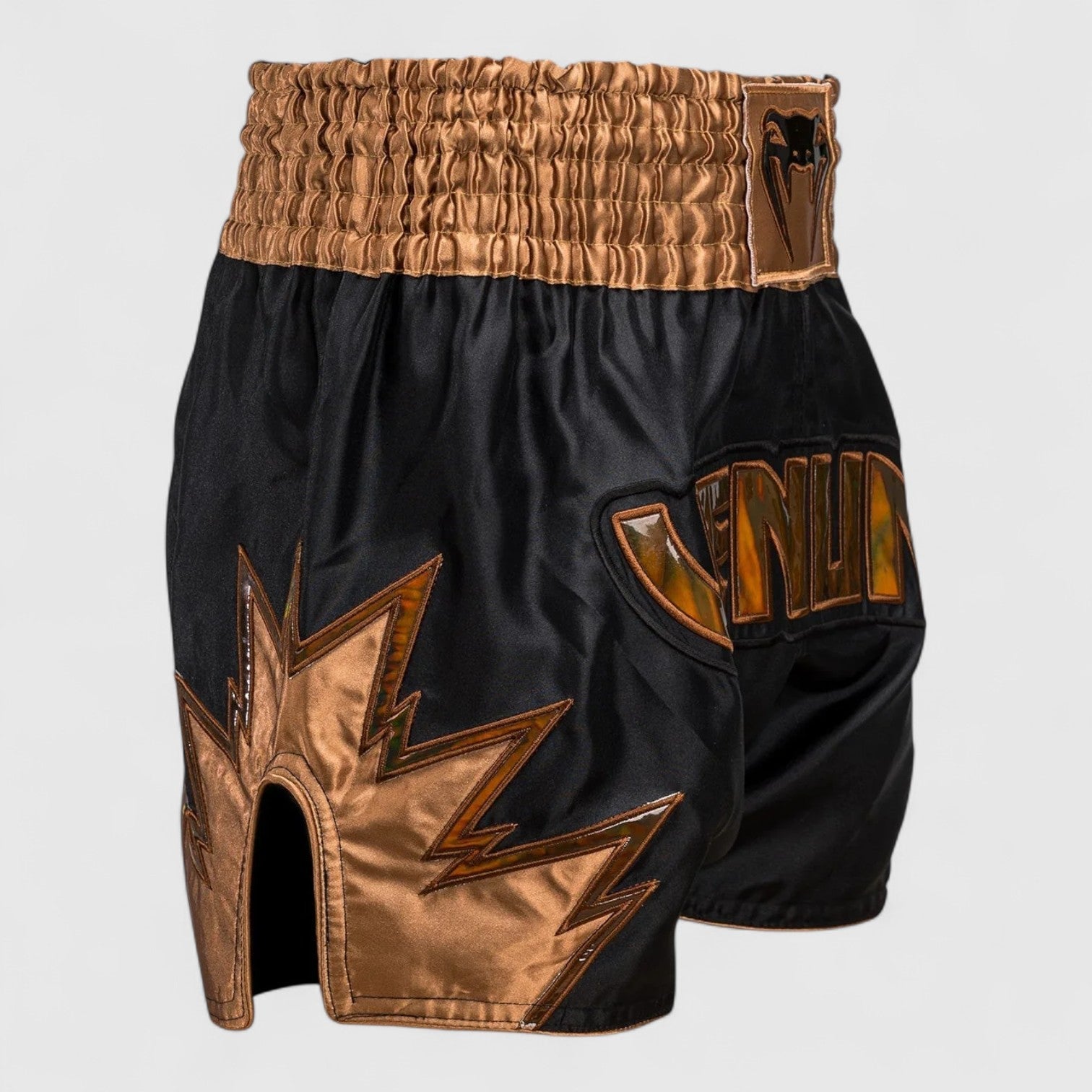 VENUM Inferno Muay Thai Shorts - CombatStore.no