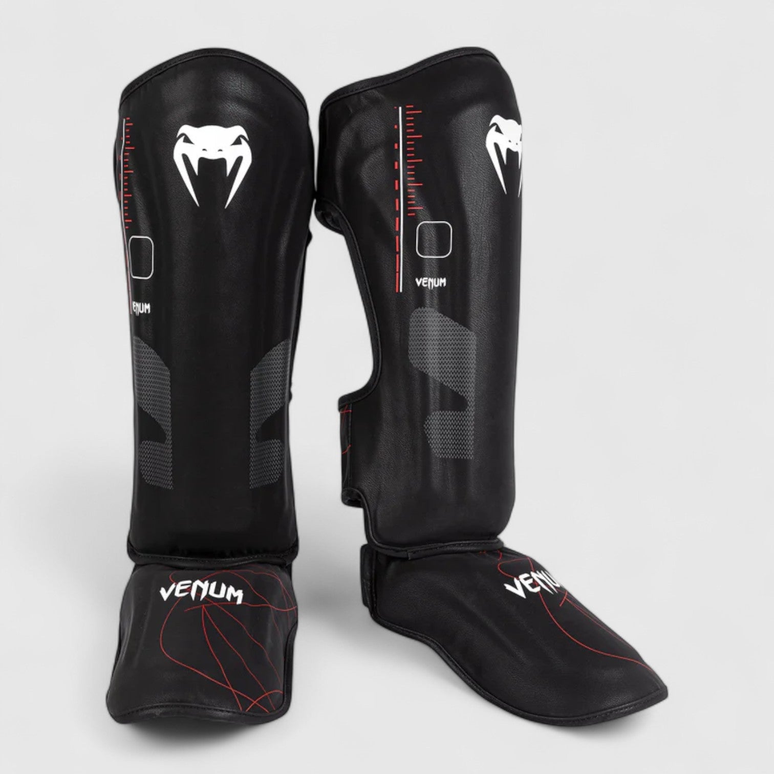 VENUM Tactical XT Shinguards - Svart og Rød - CombatStore.no