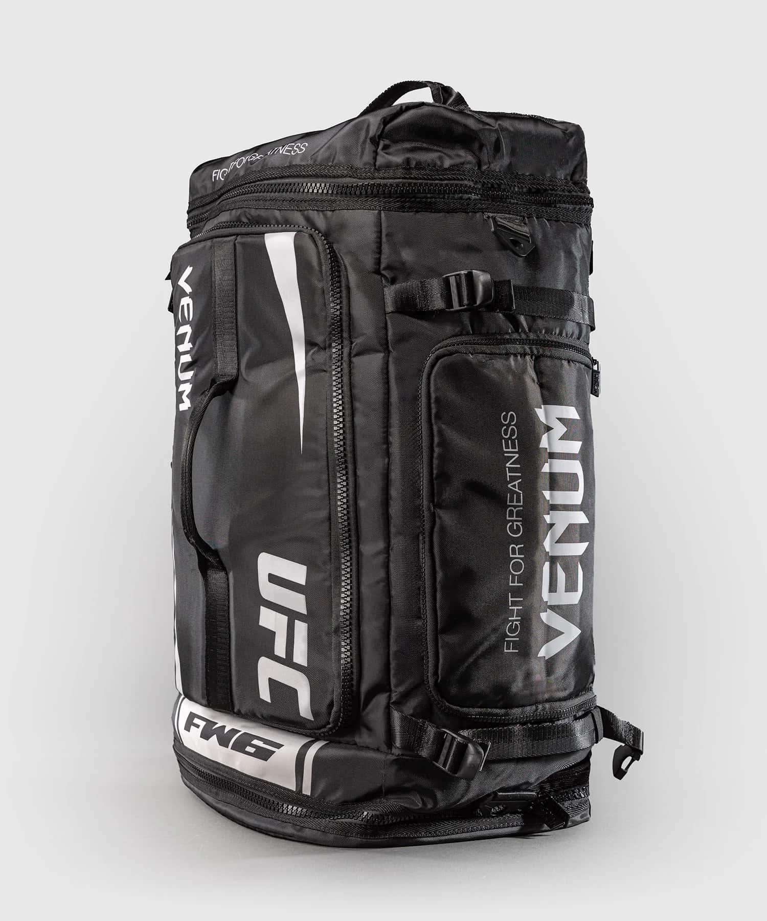 UFC Unity by Venum Fight Week sportsbag – svart/hvit