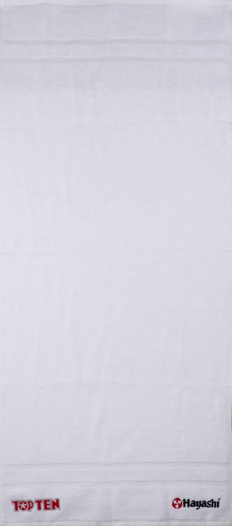 Hvitt TOP TEN treningshåndkle 50x100 cm med rød TOP TEN- og Hayashi-logo nederst