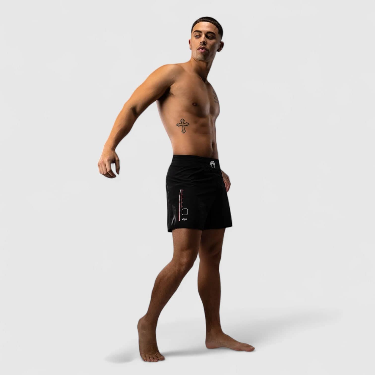 Svarte og røde VENUM Tactical XT fightshorts