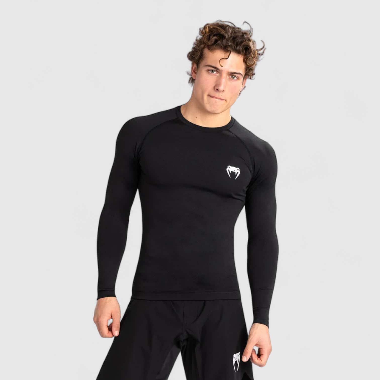VENUM Contender rashguard med lange armer
