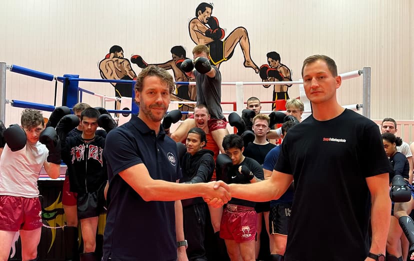 Skogn folkehøgskole og Combat Store – samarbeid om kampsportutstyr