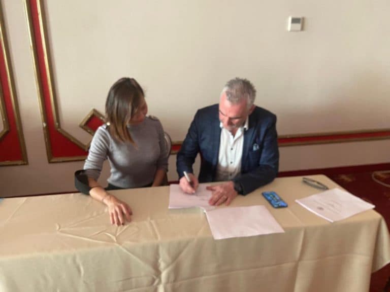 Peter Krukenhauser TOP TEN signering IFMA
