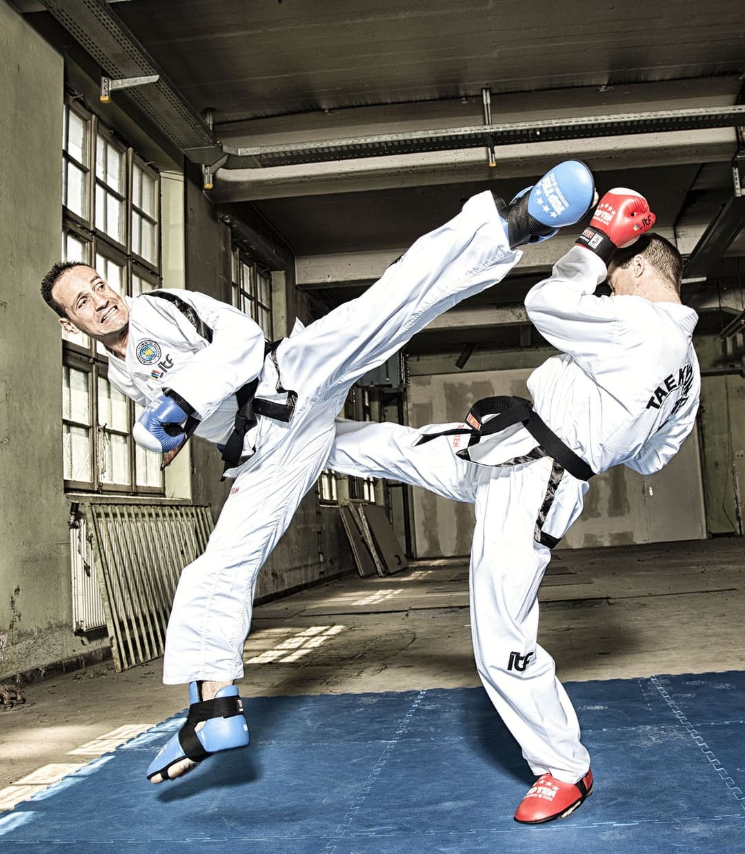 ITF Taekwondo utstyr fra TOP TEN – Combat Store Norge