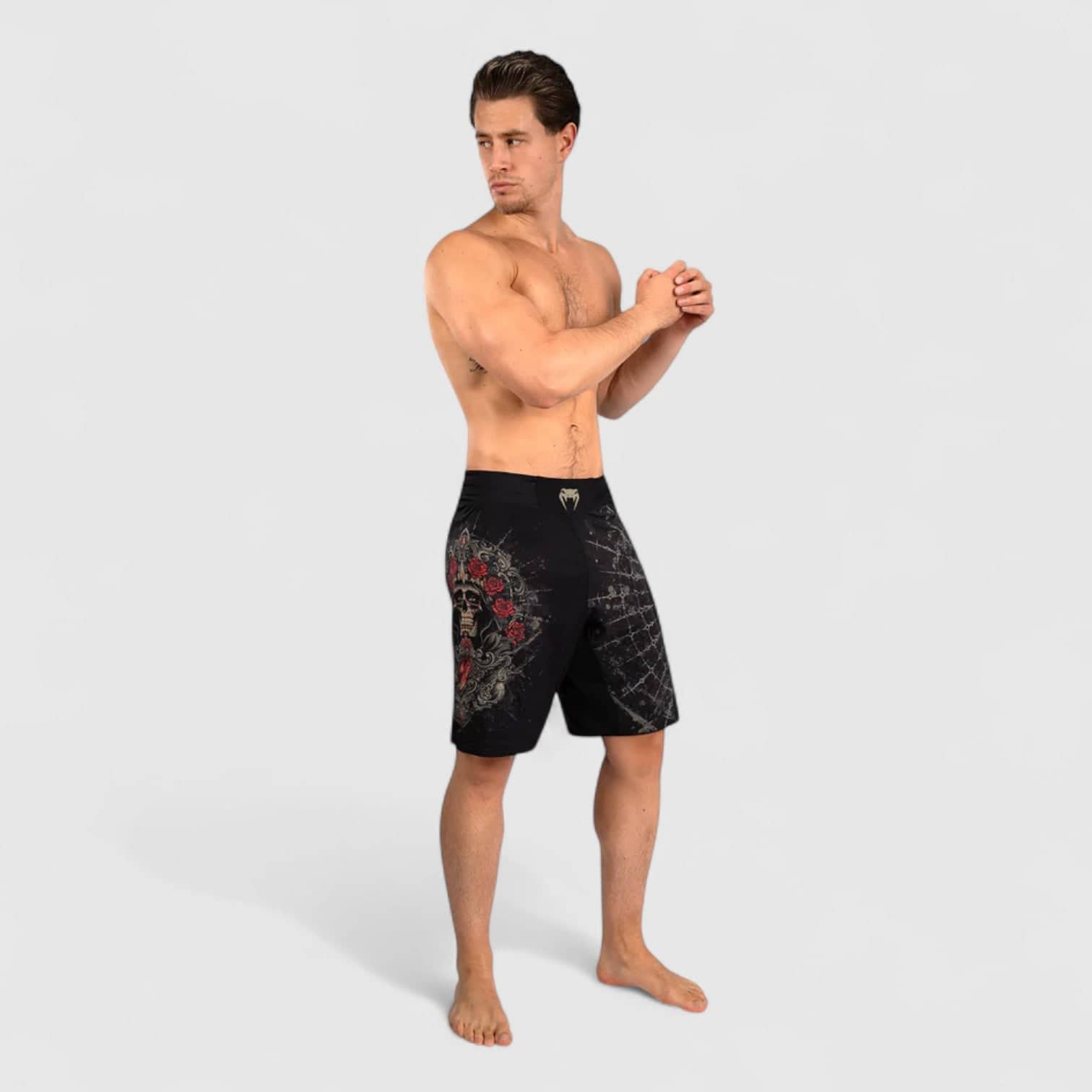 Svart og gull VENUM Santa Muerte 5.0 fightshorts