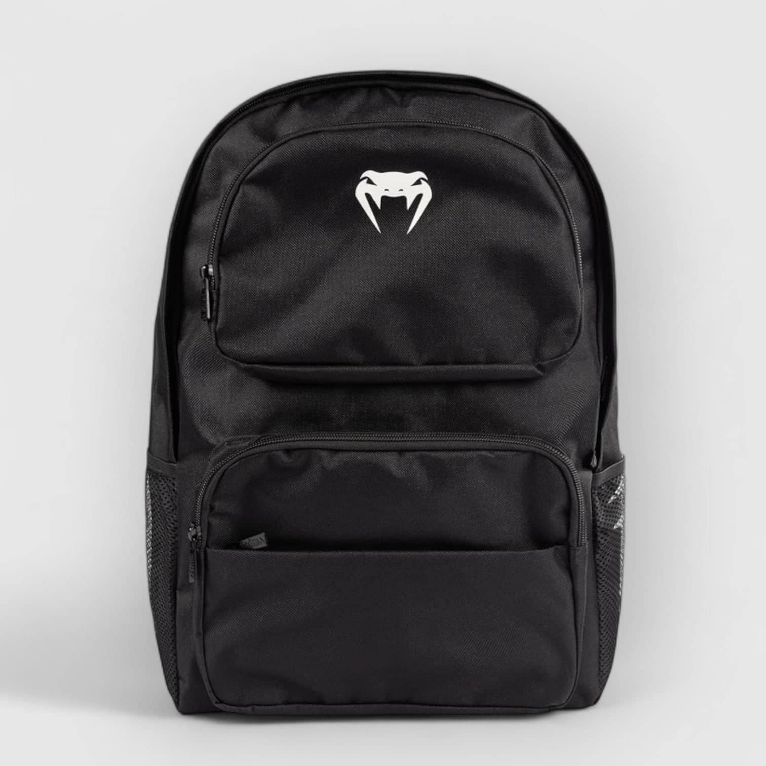 Venum Essential ryggsekk med polstrede skulderstropper
