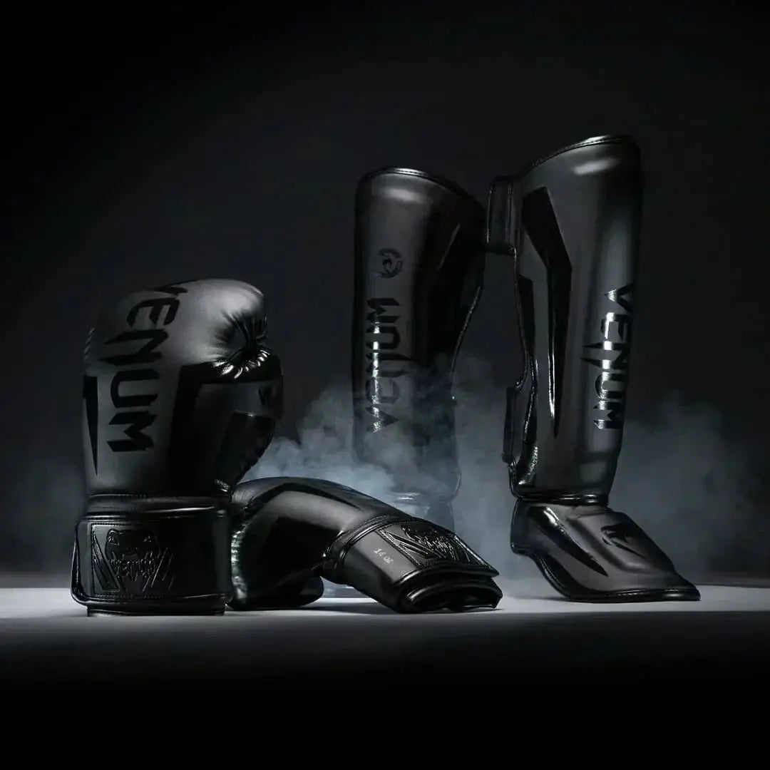 Venum Elite boksehansker og utstyr – Combat Store