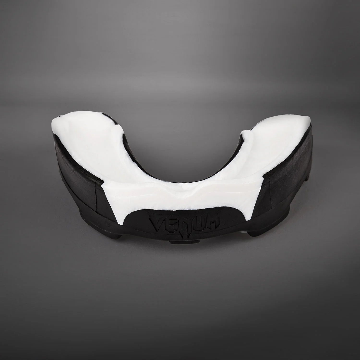 Venum Predator Tannbeskytter