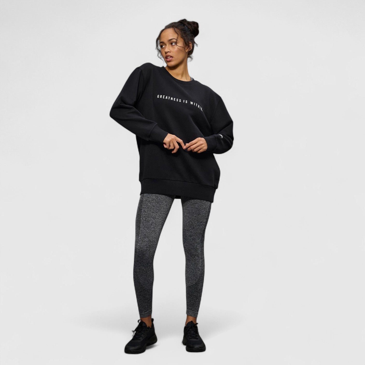 EVERLAST Womens Oversized Greatness Is Within Crew Sweat - CombatStore.no