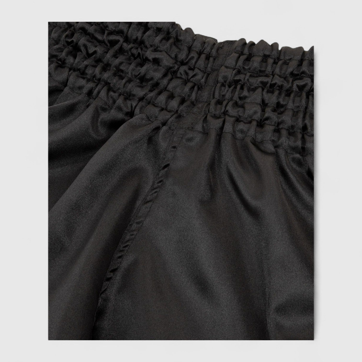 VENUM Classic Muay Thai shorts – klassiske shorts for trening og konkurranse - CombatStore.no