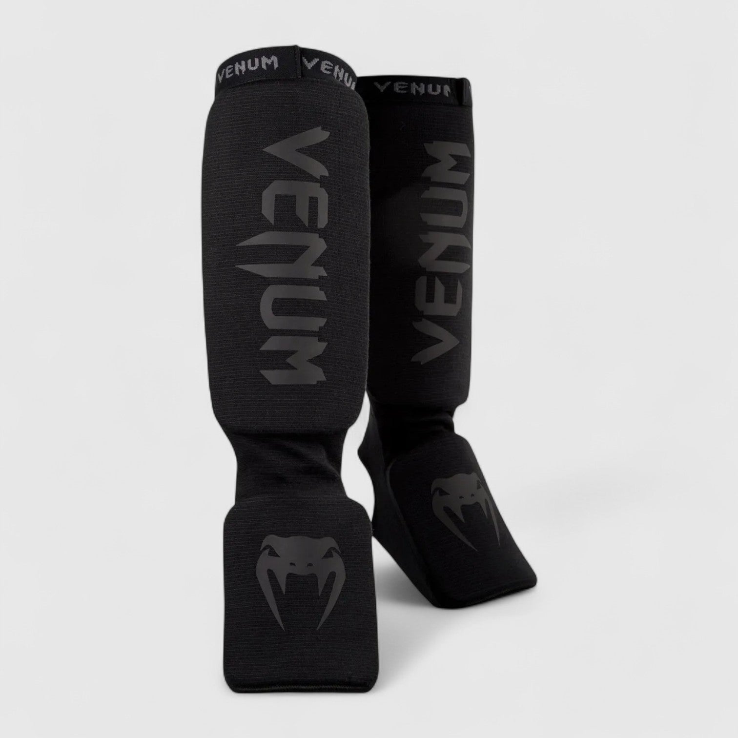 VENUM Kontact Legg og Vristbeskytter - Svart/Svart - CombatStore.no