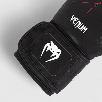 VENUM Tactical XT Boxing Gloves - Svart og Rød - CombatStore.no