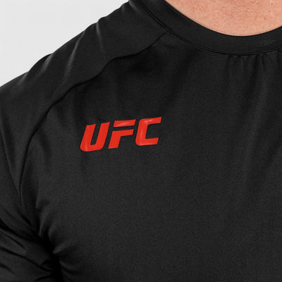 VENUM UFC ADRENALINE Dry - Tech T - skjorte Svart - CombatStore.no