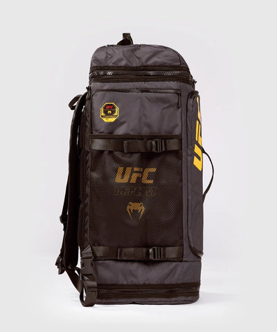 VENUM UFC Fusion Fight Week Bag Brun - CombatStore.no